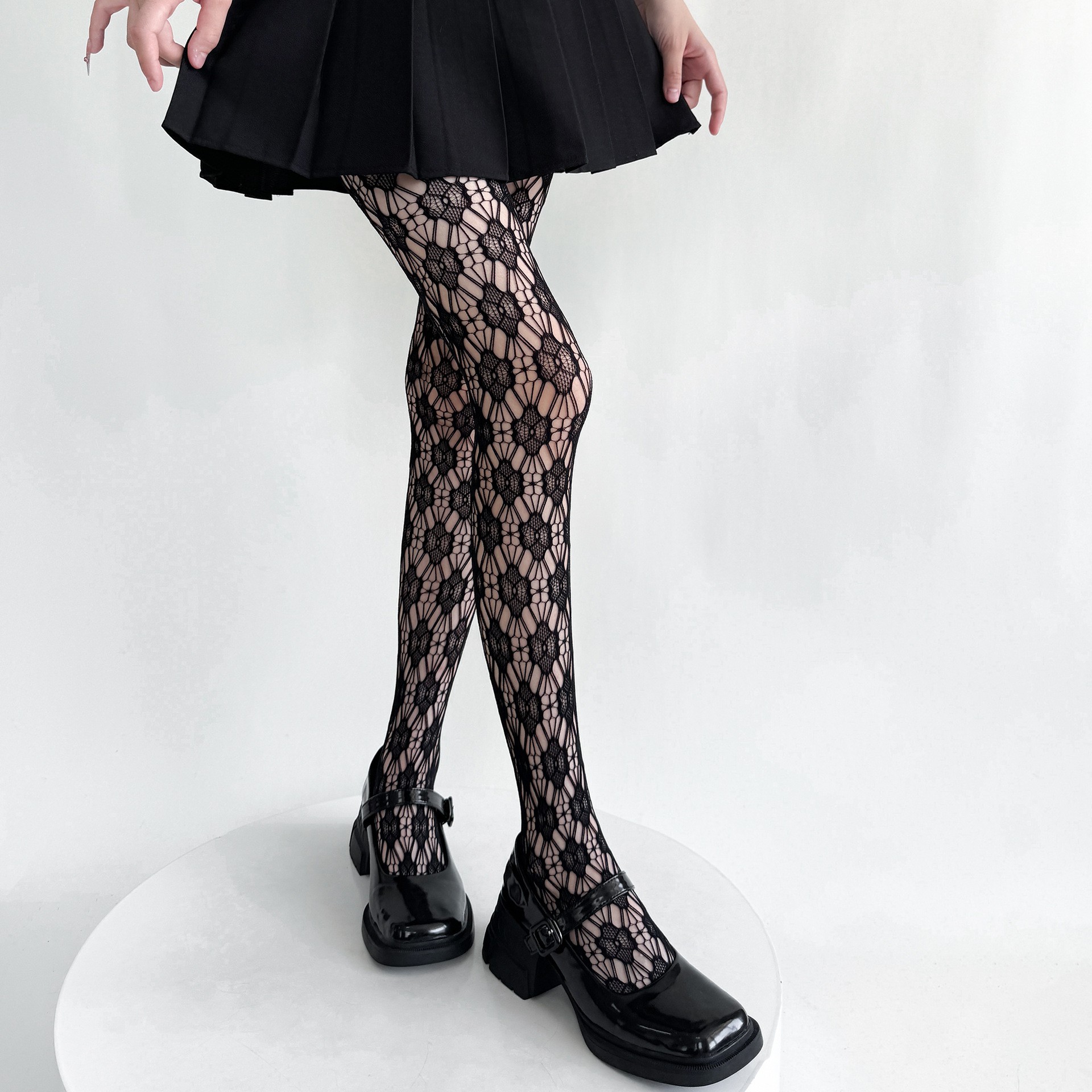 Summer New Sexy Lace Floral Hollowed Out Fishing Net Pantyhose Jacquard Mesh Solid Color Stockings