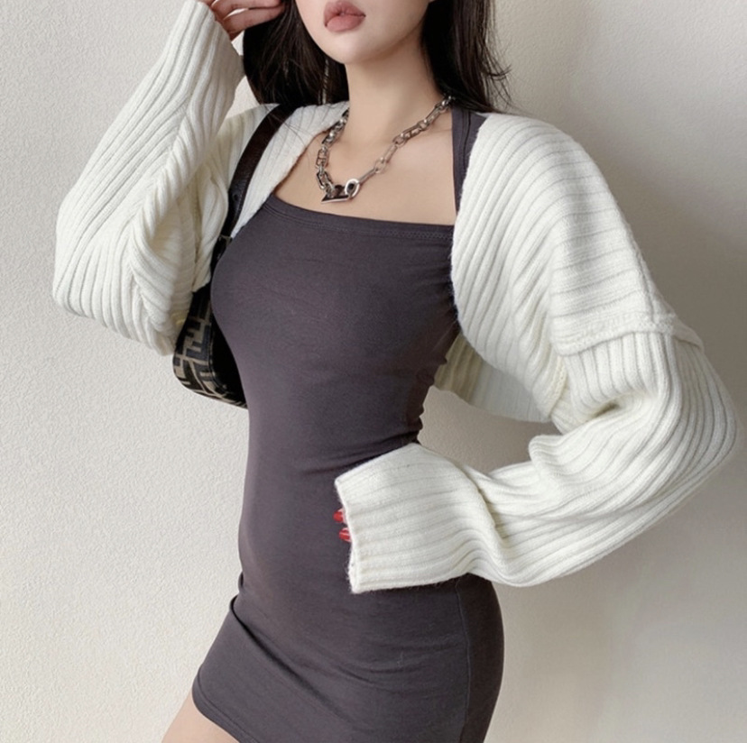 Title 6, Autumn and Winter Knitted Short Coat Cardigan W...