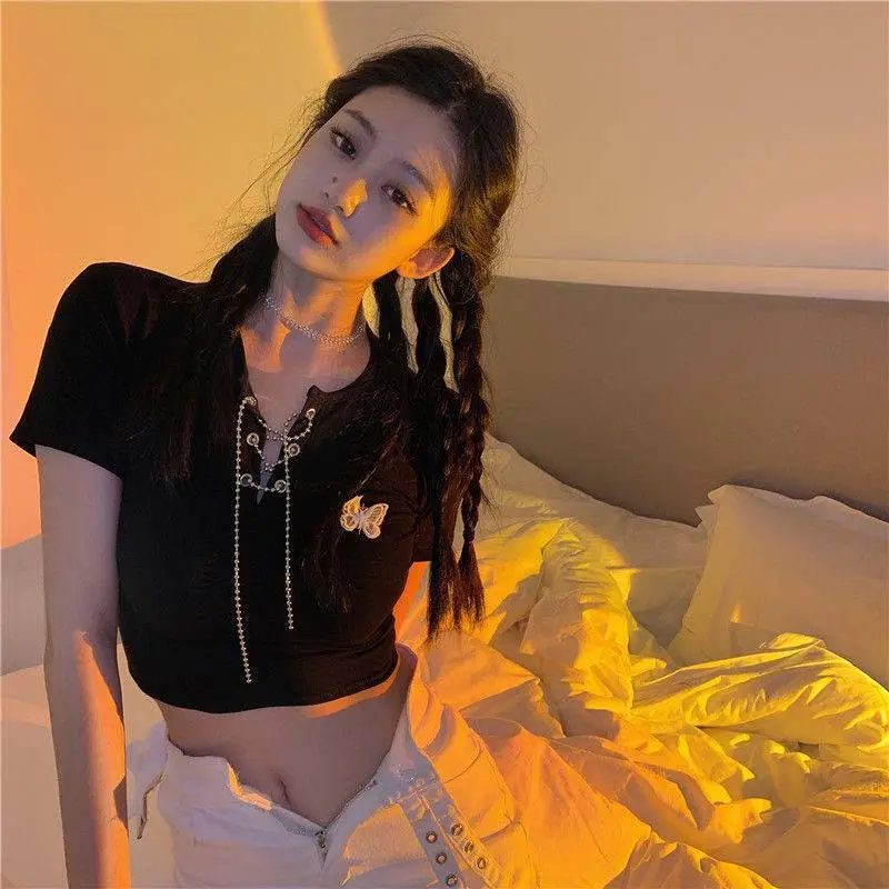 Chain Strap Ins Black Short-sleeved T-shirt Female - Black