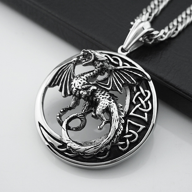 خاتم كبير على شكل زاحف طائر للرجال مع عقد قلادة