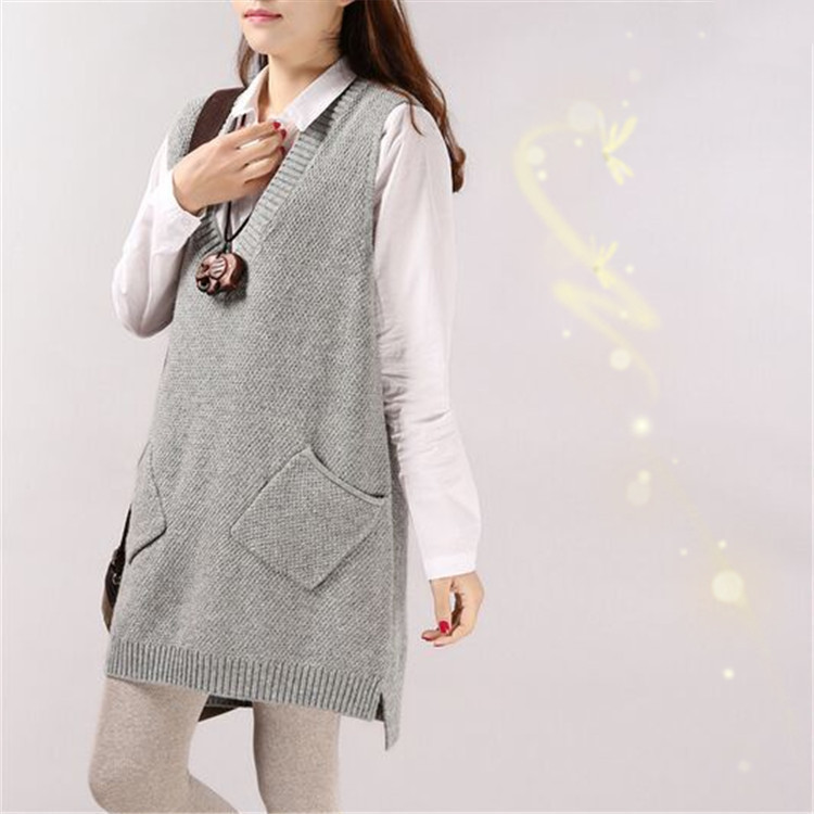 Title 1, V-neck Vest Knit Sleeveless Sweater