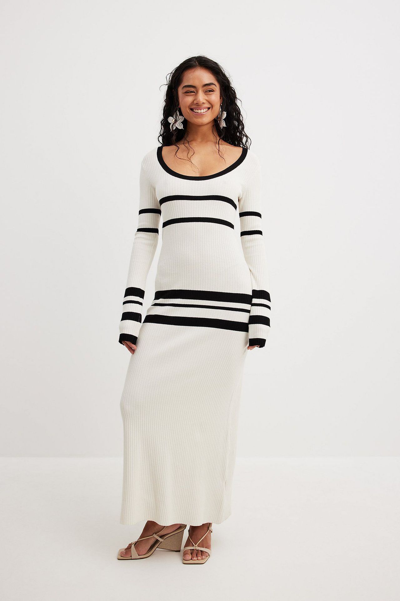 Striped Knitted Long-Sleeve Dress, picture 8 of 8