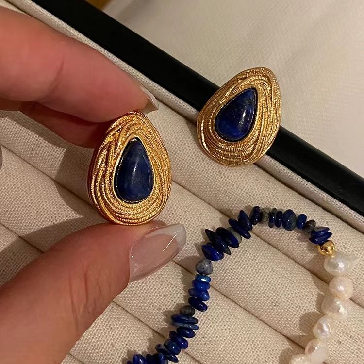 925 Silver Post Waterdrop Vintage Earrings. Niche Design With High-end Texture, Classic French Retro Style, Also Available As Metal Ear Cuffs.