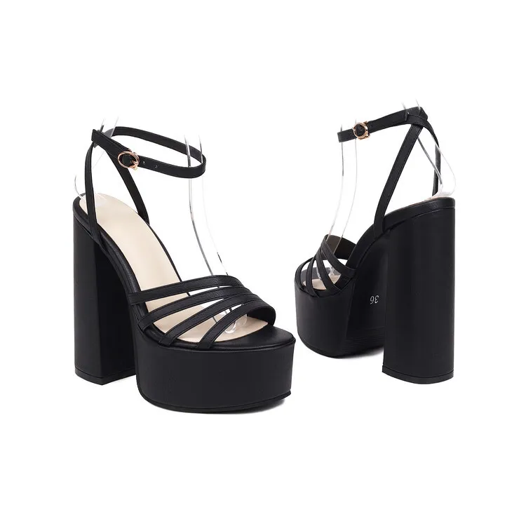 Women's Summer Plus Size Chunky Heel Sandals - Black