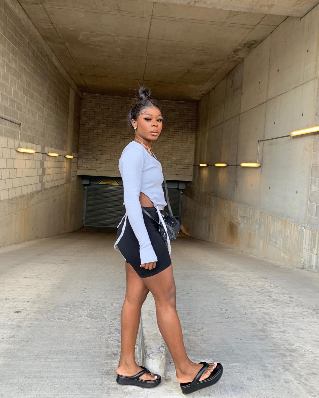 Pleated Waist Strap Triangle Top T-shirt Women