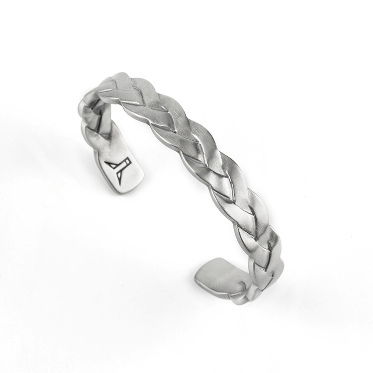 Vintage twist bracelet