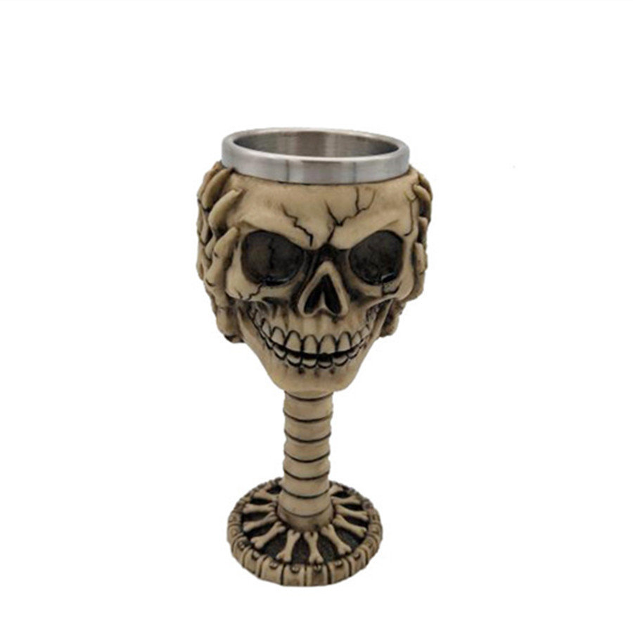 Skull and crossbones mug