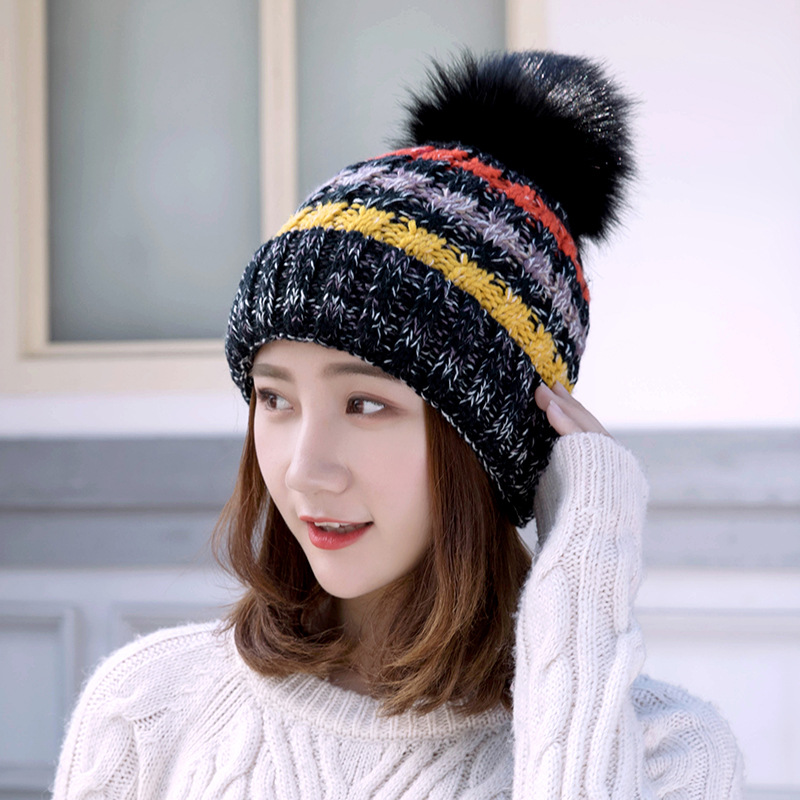 Title 4, Wool ball warm knitted hat