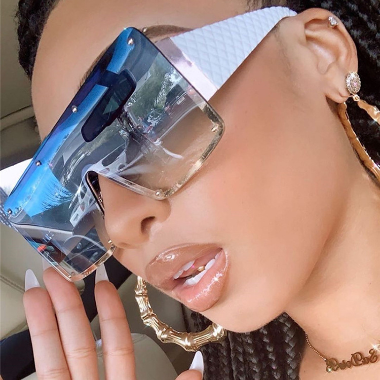 Women's Square Personality Large Frame One Piece Sunglasses - Image 3