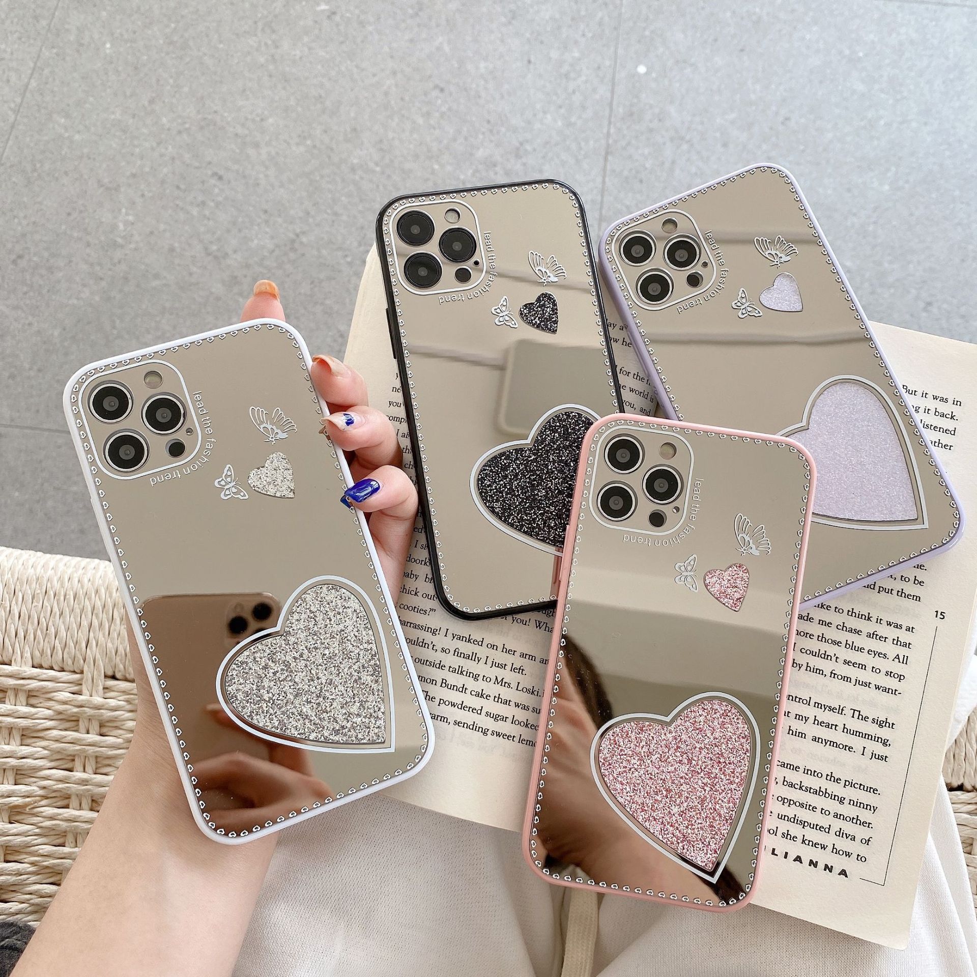 Funda de teléfono color caramelo con espejo amor brillo mariposa