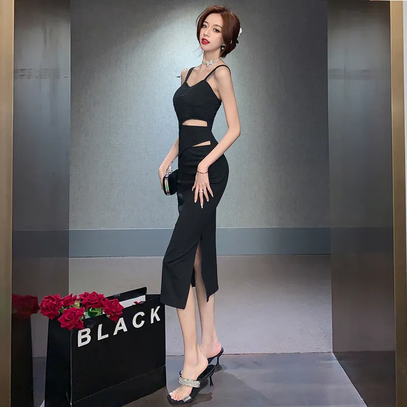 Hanging Strap Hollow Wrap Buttocks Dress For Women - Black