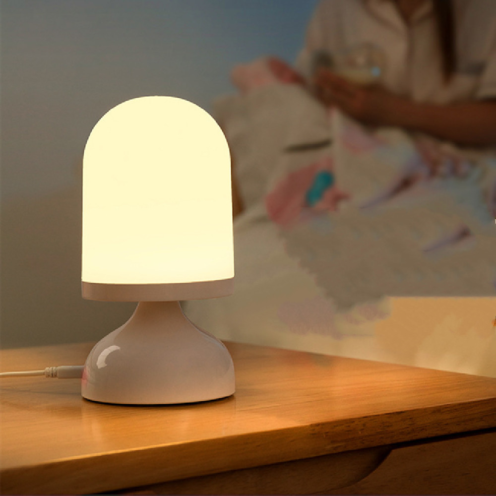 Rechargeable Voice-Controlled Night Light, picture 2 of 3