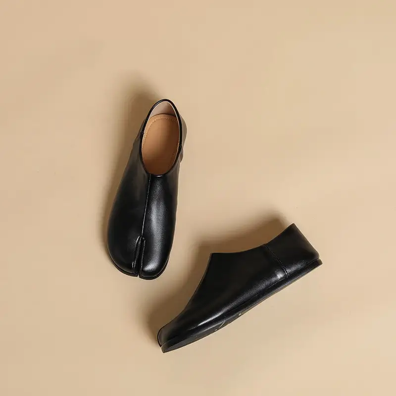 Vegetable Tanned Sheepskin Split Toe Shoes For Women