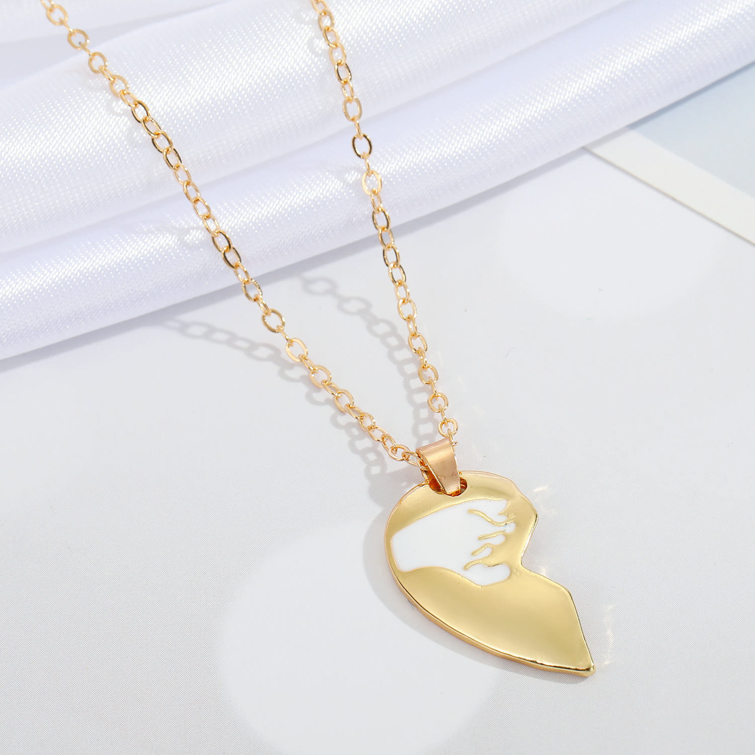 European And American Cross-border Jewelry New Fashion A Love Heart Necklace Creative Stitching Two-color Metal Clavicle Chain For Men And Women
