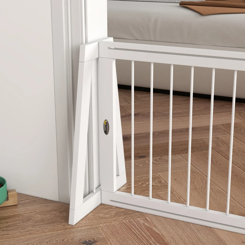 Reestanding Wooden Pet Gate With Support Feet & Non-Slip Mats For Indoor, Stairway, Doorway, White