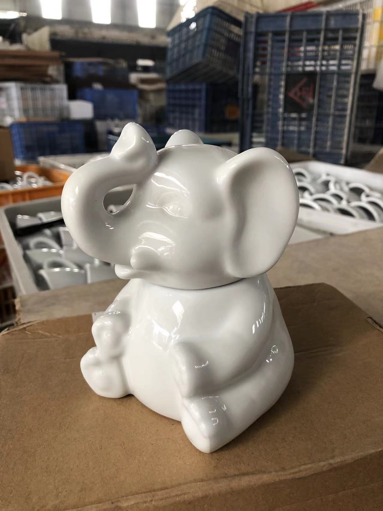 Little White elephant