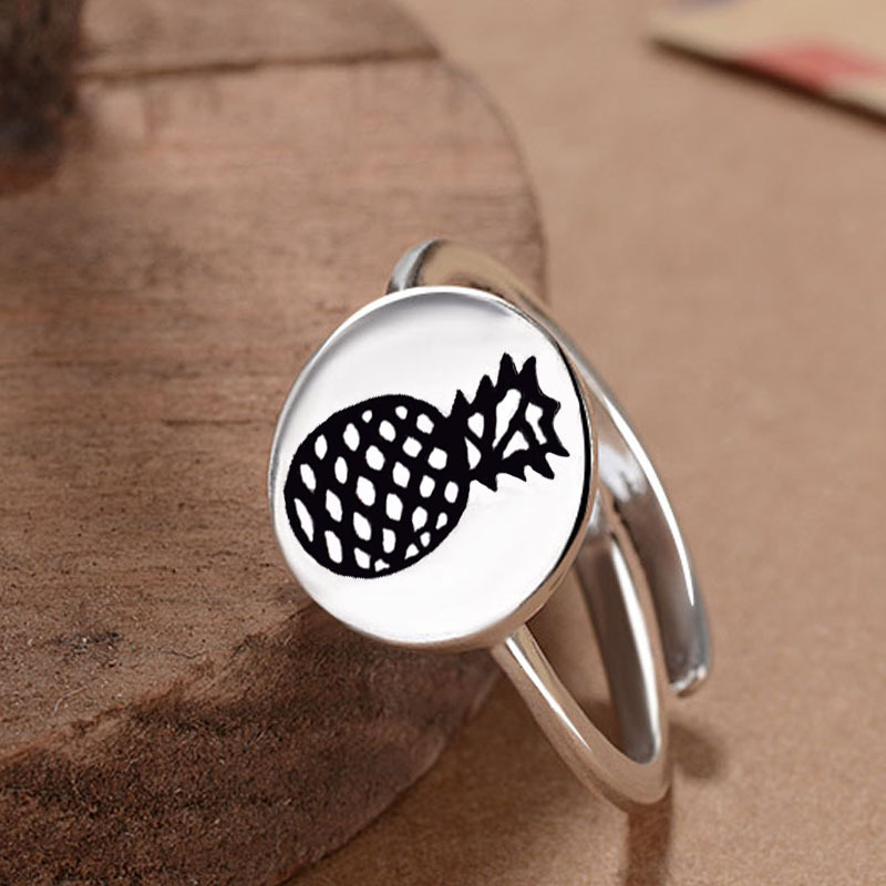 Vintage Jewelry Floral Pineapple Ring