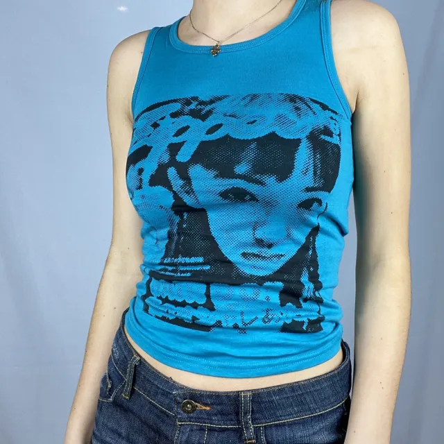 Beauty Portrait Print Fashion Round Neck Sleeveless Vest Casual Navel Cropped Top Light Blue - Shop at LoveMi