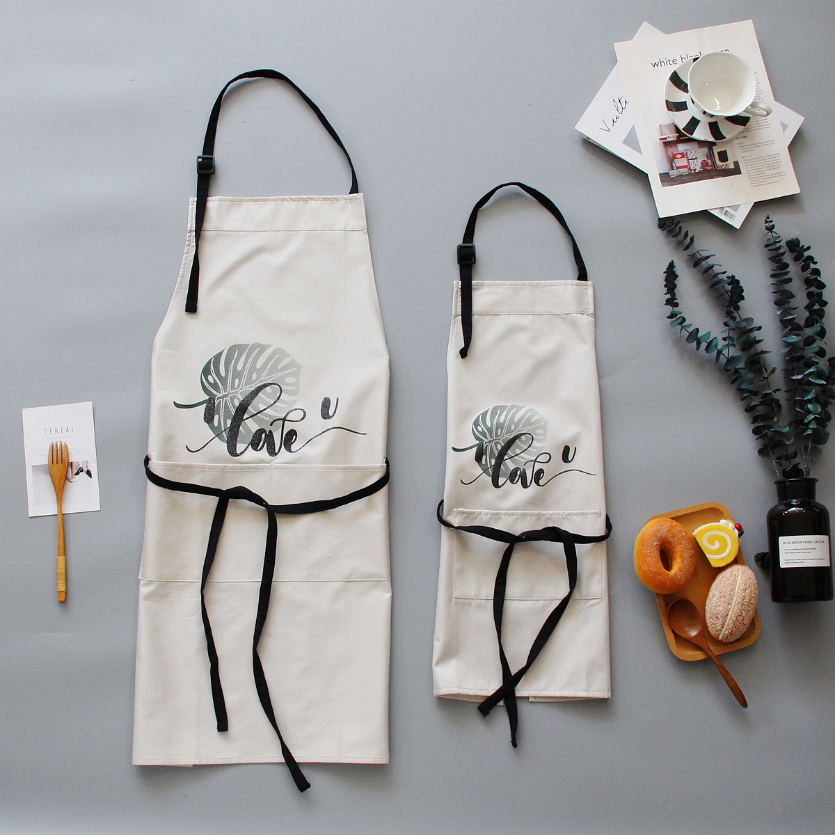 Title 3, Sleeveless waterproof oil-proof apron