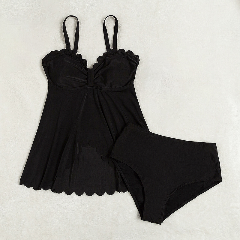 Gather And Fatten Up Oversized Split Swimsuit - Image 4