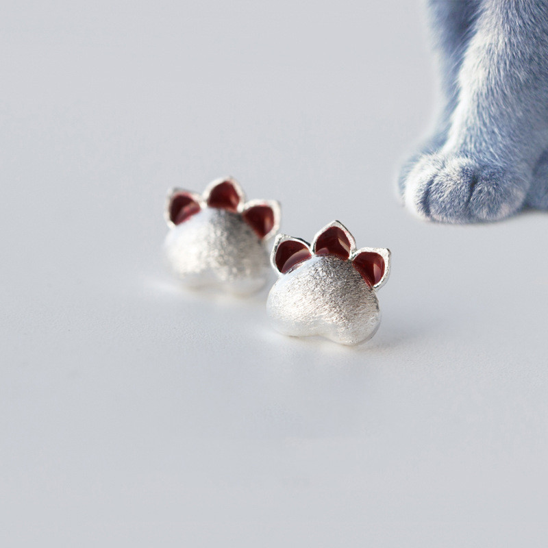 Silver Needle Cat Claw Earrings Fashionable And Simple