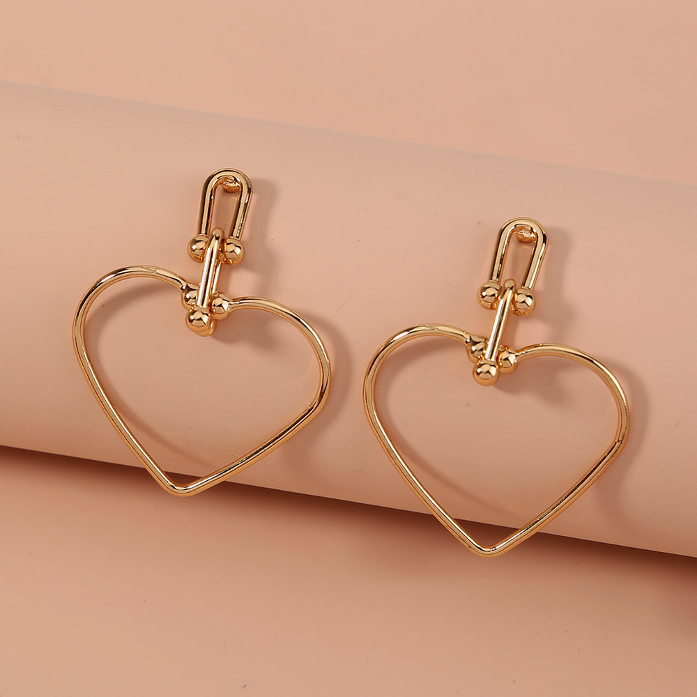 Metal Heart Earrings Simple And Fashionable Personality Hollow Heart-shaped Alloy Earrings