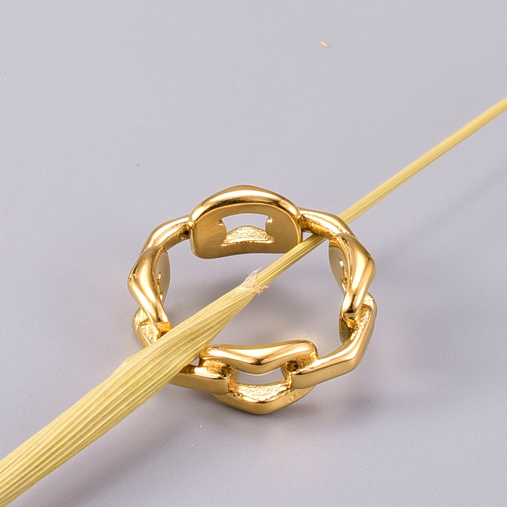 Temperament Interlocking Titanium Steel Ring