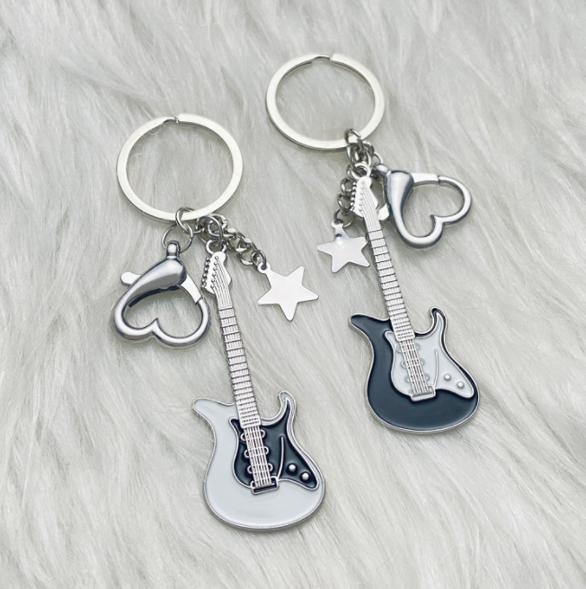 Title 5, Simulate Smooth Guitar Key Chain