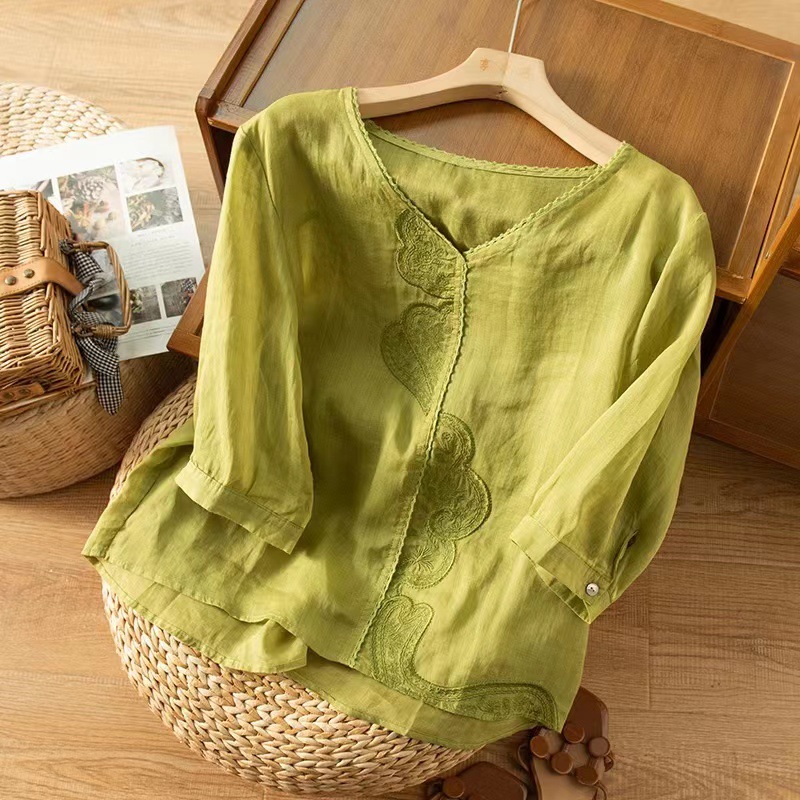 Women's Fashionable Simple Embroidered Ramie Shirt Top