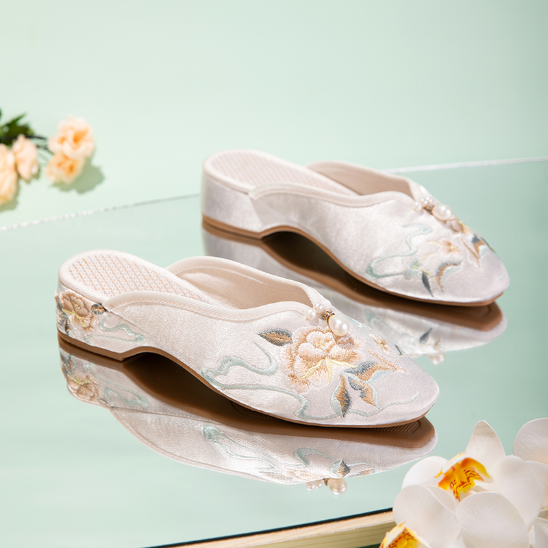 Embroidered Satin Peony Low Heel Slippers — detail view 9