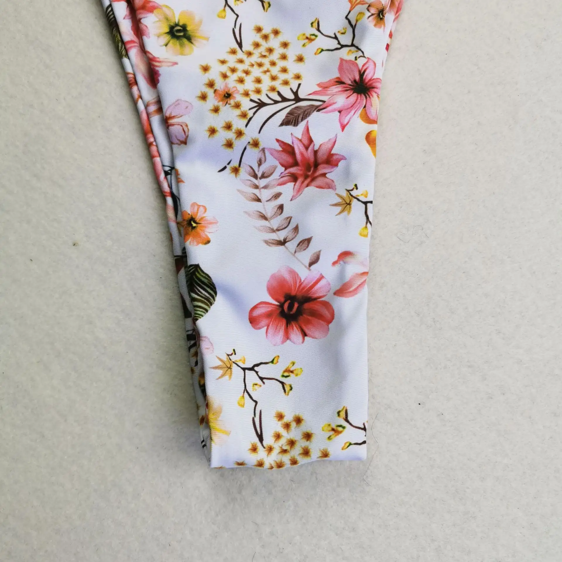 Women's Split Soft Bag And Steel Support Gather Swimsuit