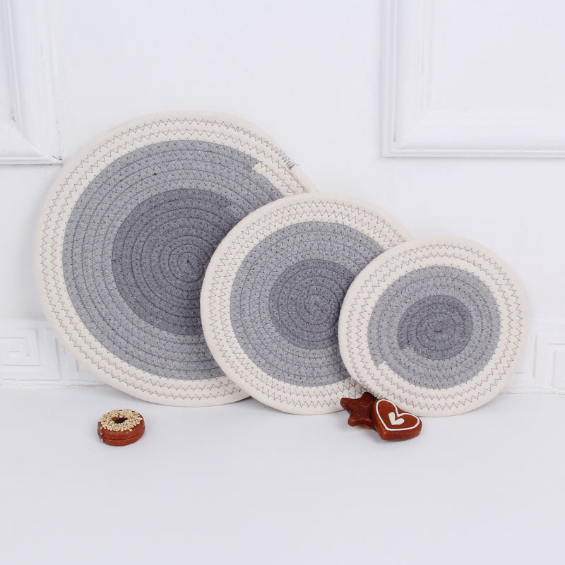 Title 8, Hand-woven cotton cord insulation pad