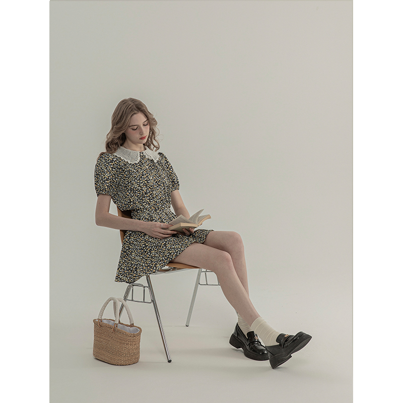 Bubble Sleeved Floral Short Sleeved Top For Women