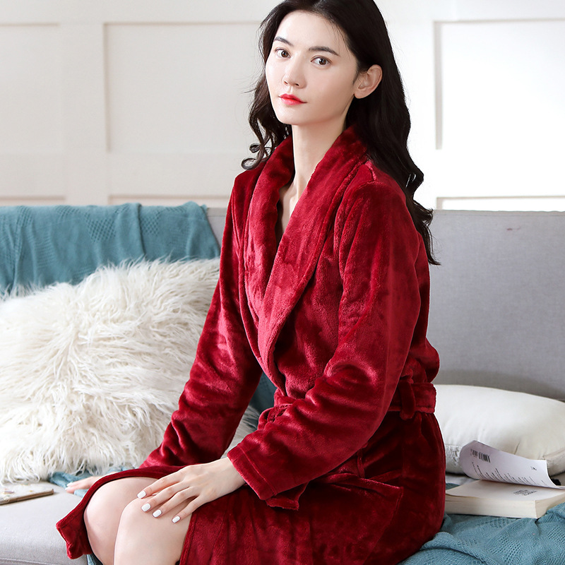 Title 3, Coral Velvet Thickened Warm Loose Pajamas