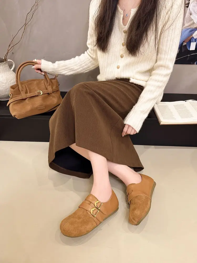 Platform Split Toe Closed Mules