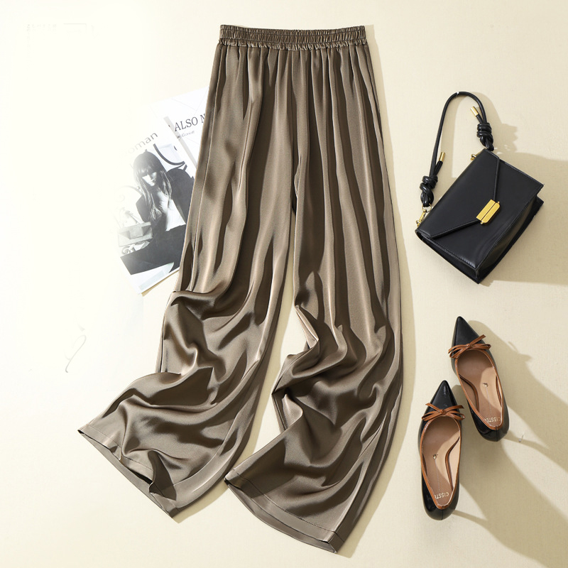 Coffee cropped trousers