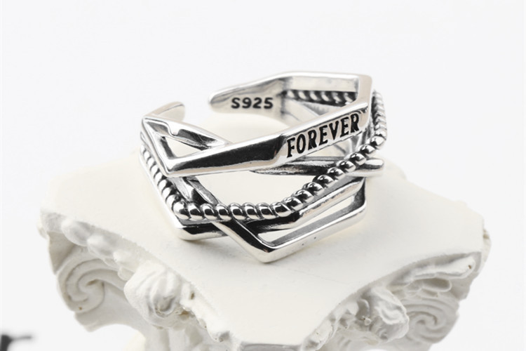 Multi-layer Winding Diamond Ring Female Twist Letters
