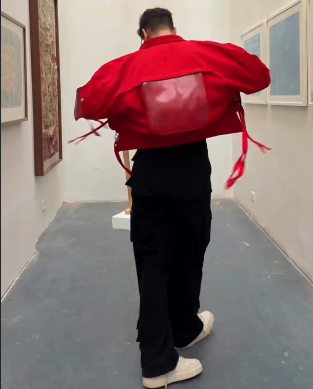 related_product['title']