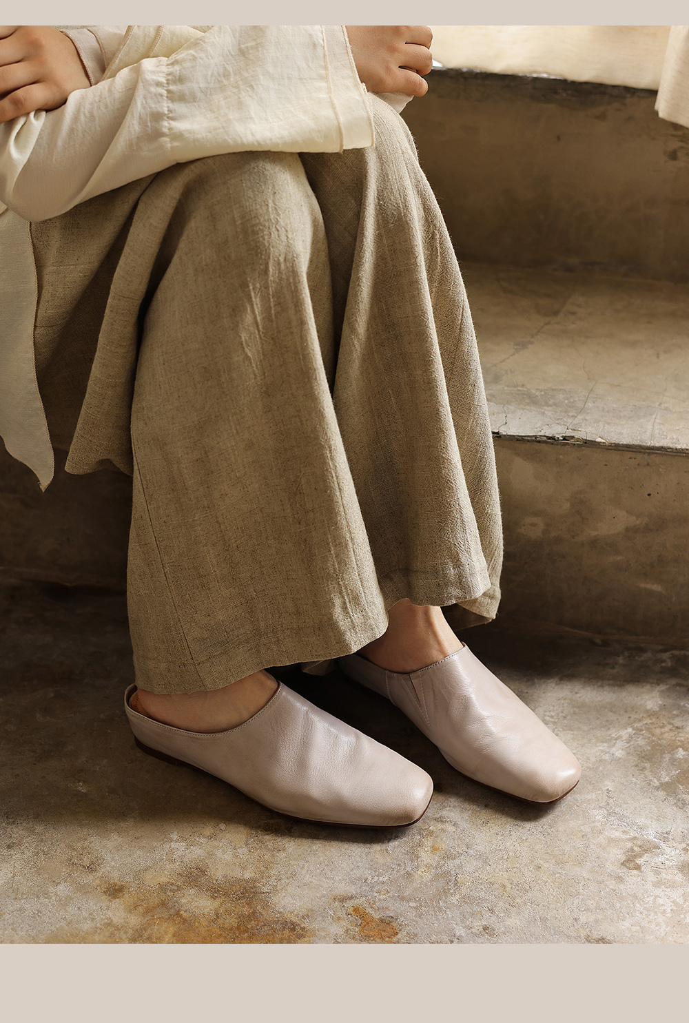 Sheepskin Ruched Mule Slides sole detail – Sarah Express