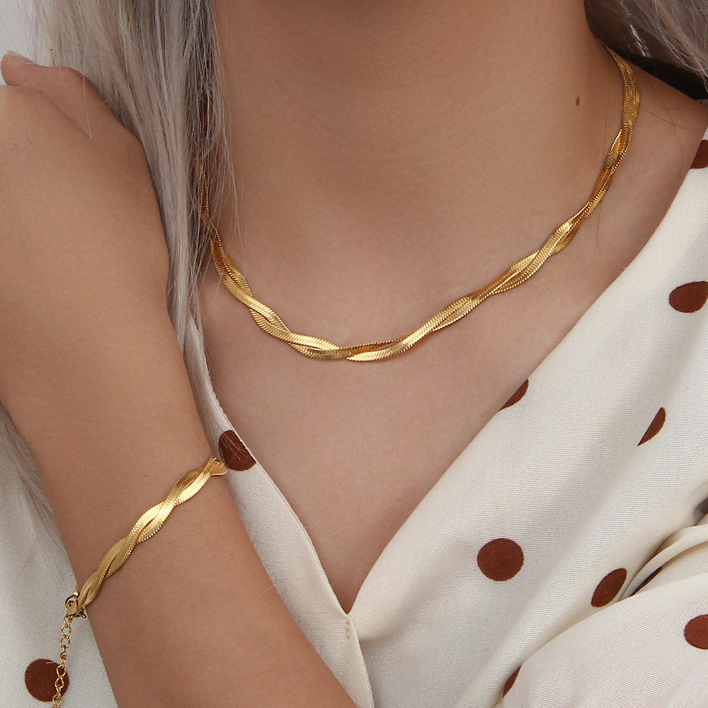 Title 4, Special-interest Design Clavicle Chain Two-stra...