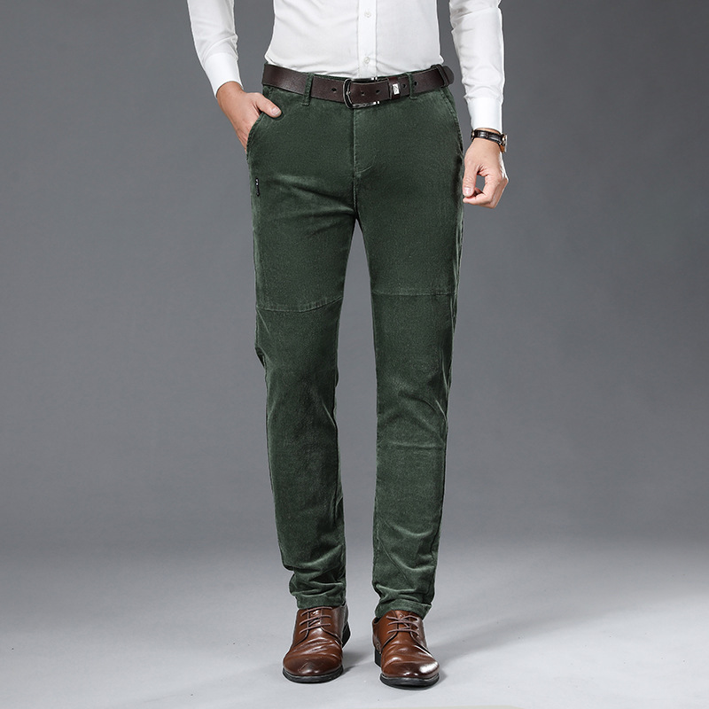 Title 5, Pantaloni slim fit in velluto a coste dal piede...