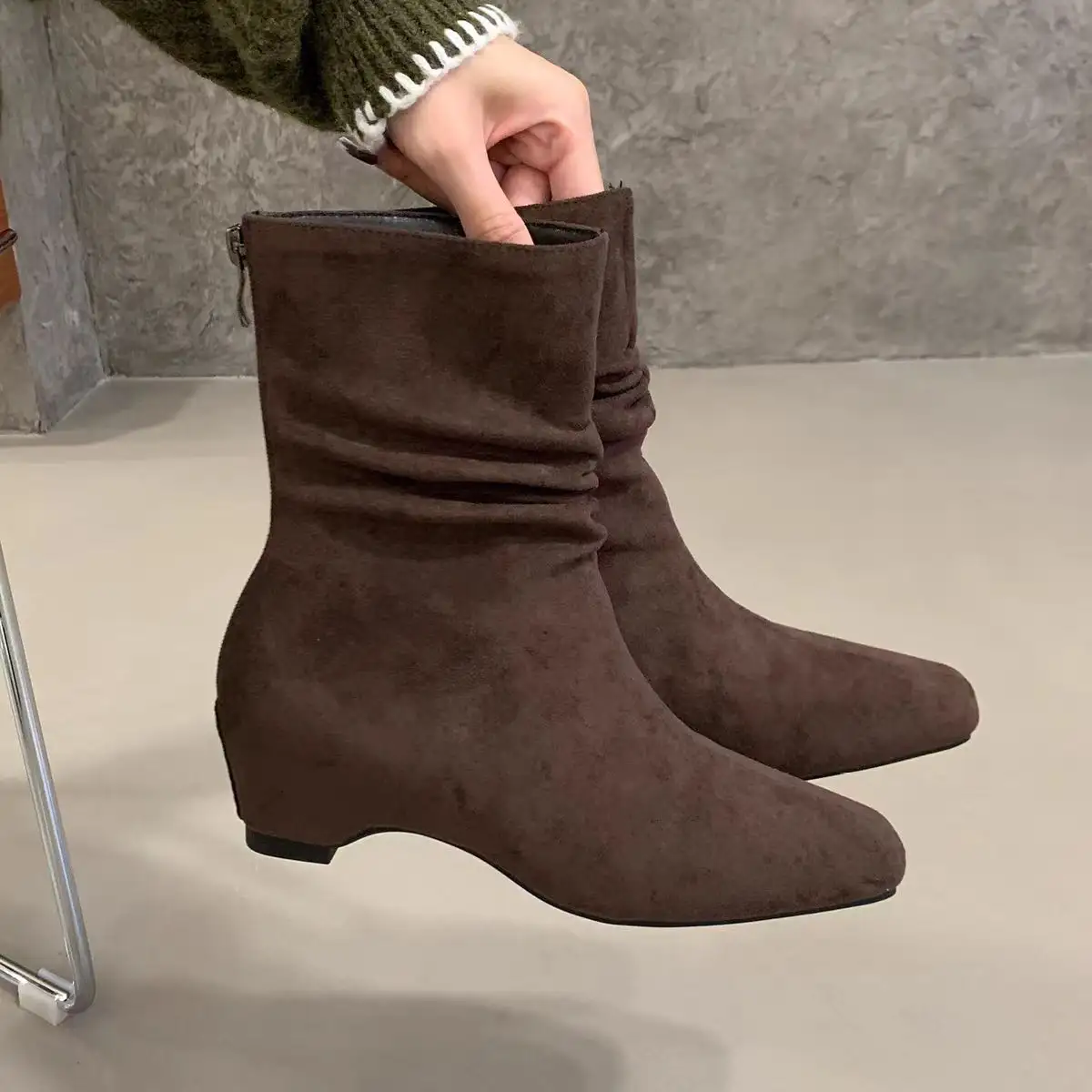 Autumn Winter Back Zipper Fashion Boots Korean