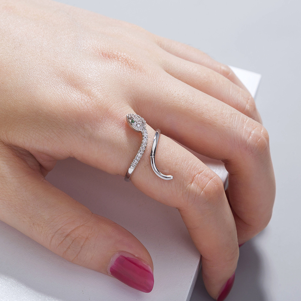 Adjustable Micro-set Zircon Green Eyes Snake Ring