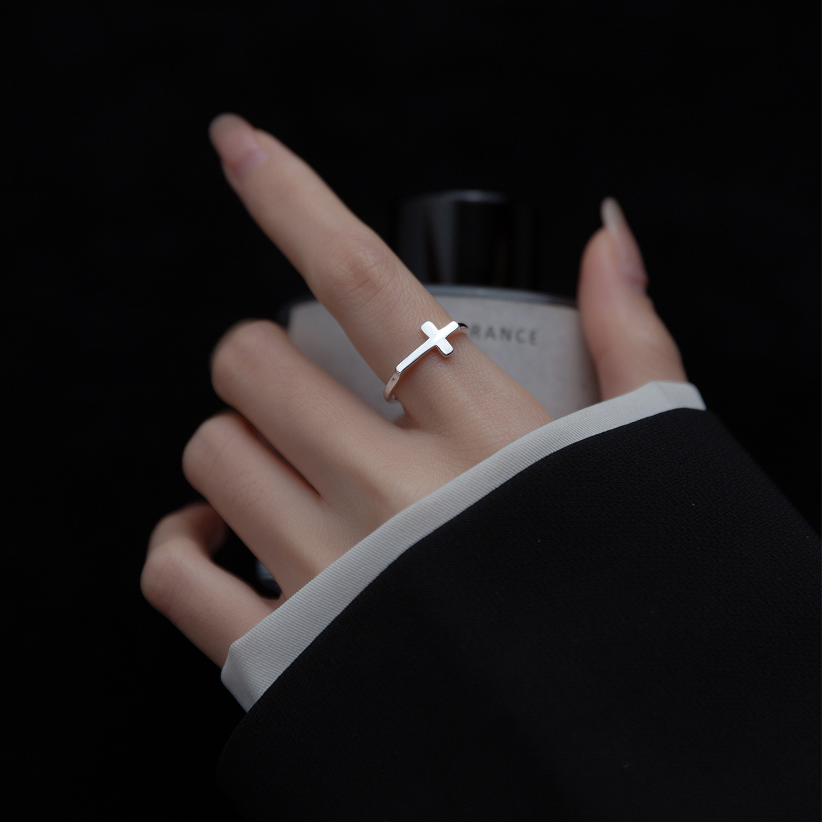 S925 Silver Finger Light Surface Opening Cross Ring