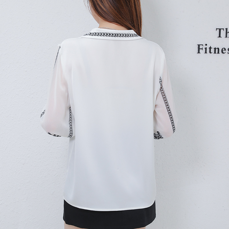 New V-neck Printed Chiffon Shirt Commuter Western Style Blouse