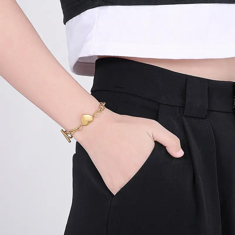 Popular Peach Heart-shaped Gold OT Word Titanium Steel Bracelet