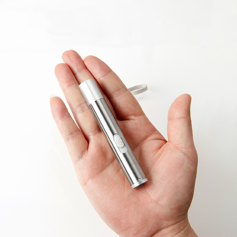 مصباح يدوي صغير ليزر بإعادة شحن عبر USB