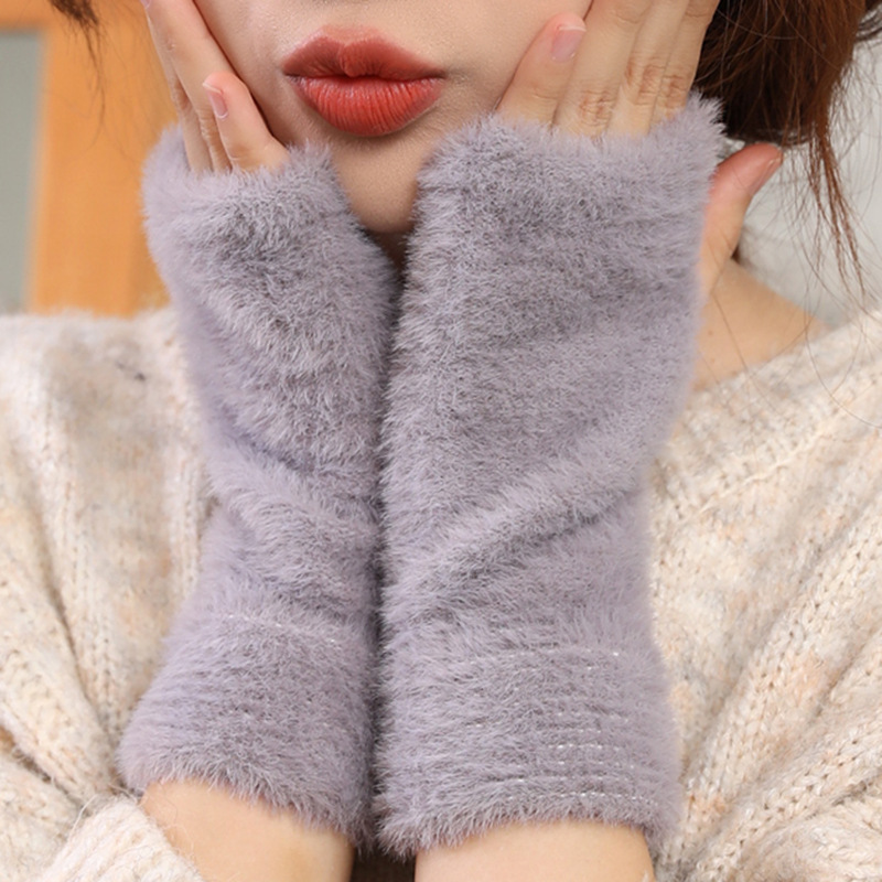 Title 7, Winter Warm Half Finger Knitted Gloves