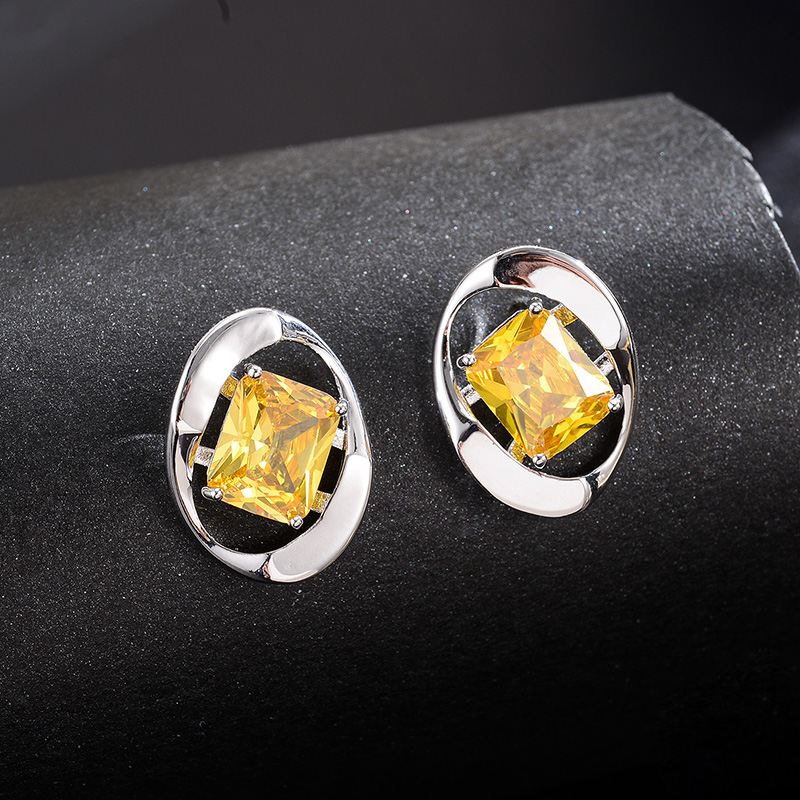 Women's Small And Novel Earrings, Simple Small Accessories