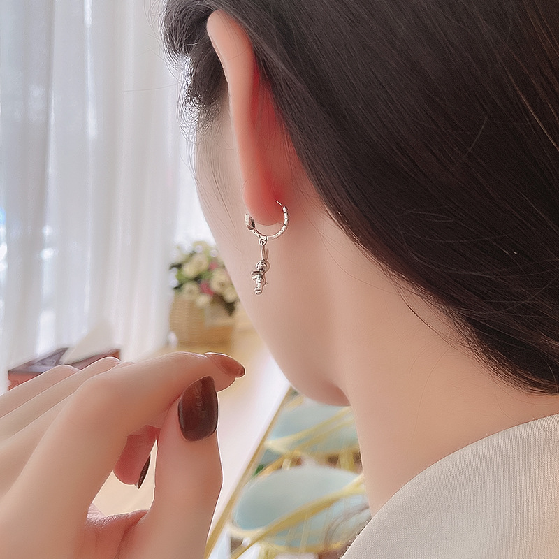 Mechanical Rabbit Earrings New Bungee Fashion Net Red Earrings